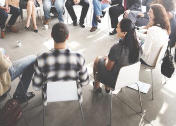 Business people are having a discussion