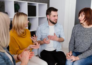 L’amministratore come ponte: mediare con parole, non solo con regolamenti