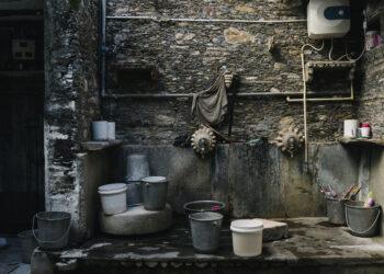oggetti abbndonati spazi comuni